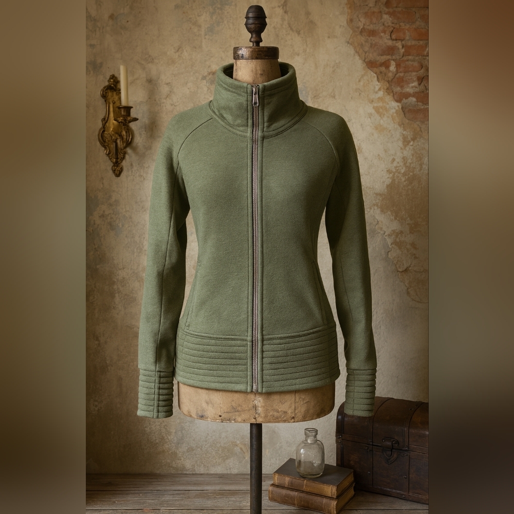 Lululemon Radiant Jacket II – Size 4 – Metal Zipper – Rip Tag Attached